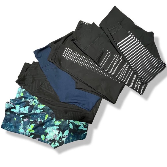 Old Navy Pants - Old Navy active 7/8 legging bundle women's medium